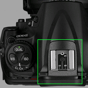 DSLR Hotshoe underwater strobe connection